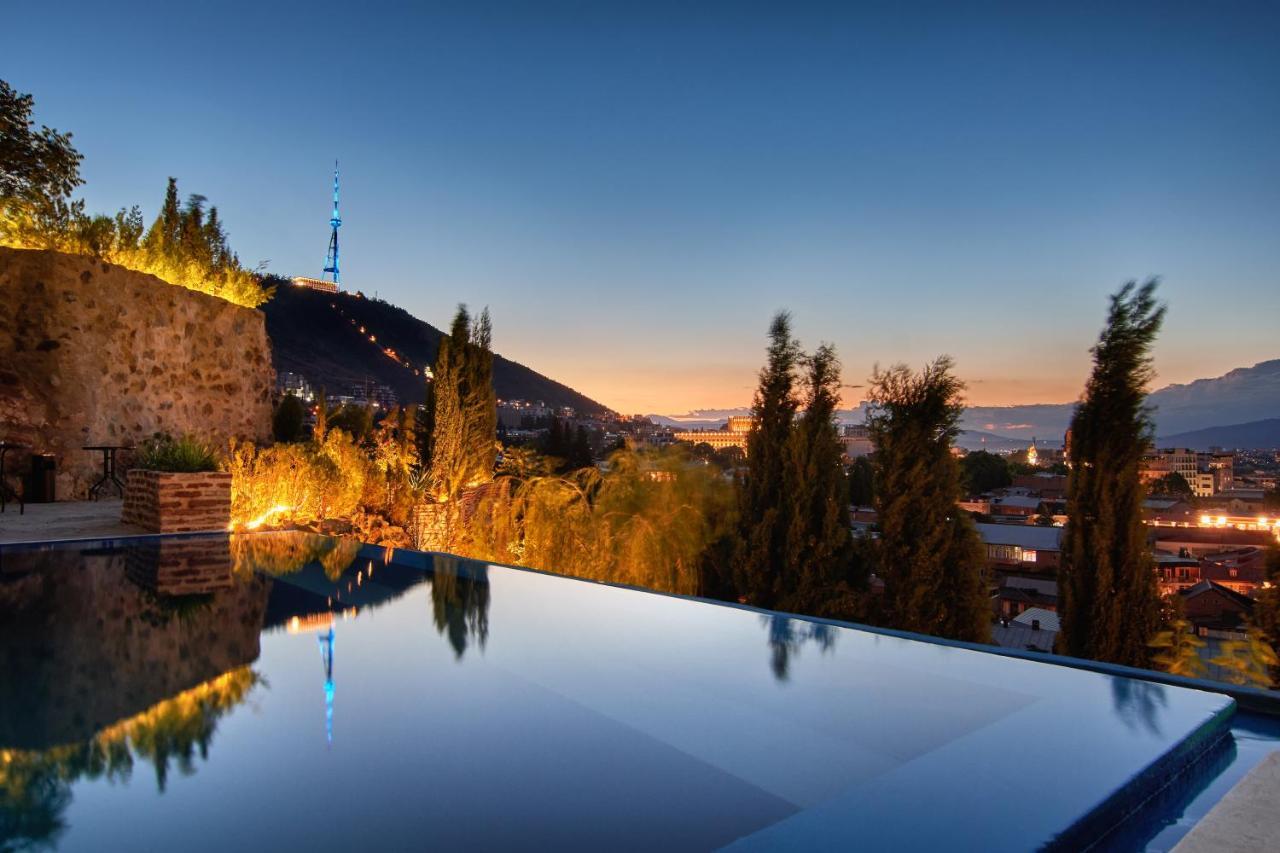 Hotel Castle In Old Town Tbilisi Exterior foto