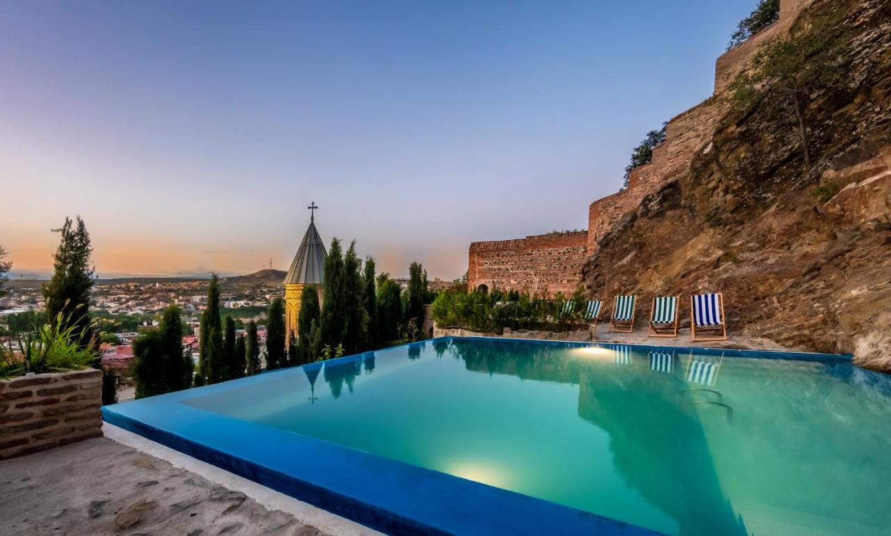 Hotel Castle In Old Town Tbilisi Exterior foto